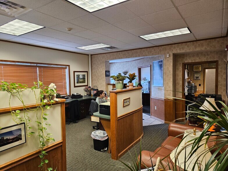 More Photos Of 343 Comrie Ave, Johnstown Office For Sale