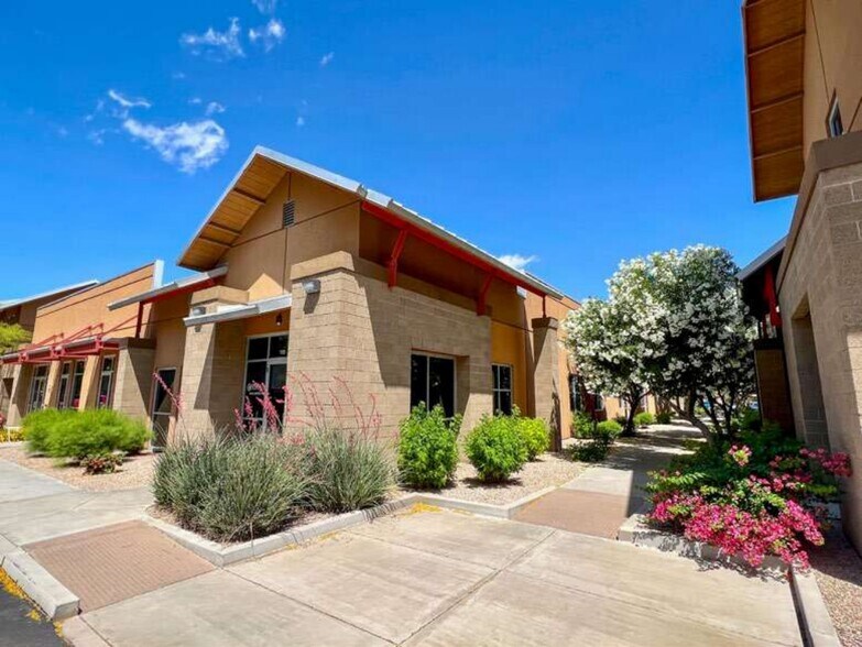 More Photos Of 2045 S Vineyard, Mesa Medical For Sale