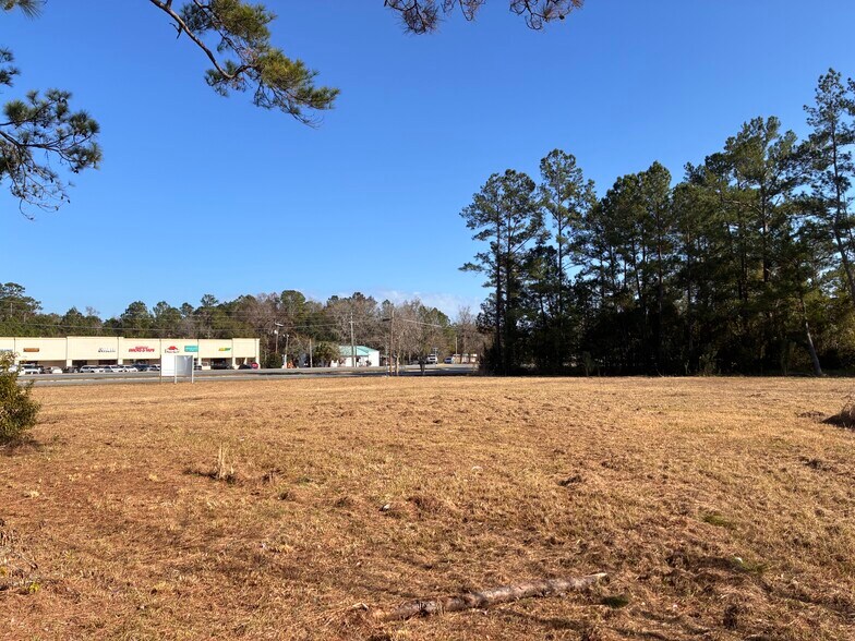 Primary Photo Of 542199 US Highway 1, Callahan Storefront Retail Office For Lease