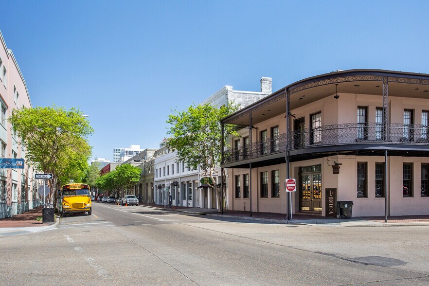 More Photos Of 840 Tchoupitoulas St, New Orleans Storefront Retail Residential For Sale