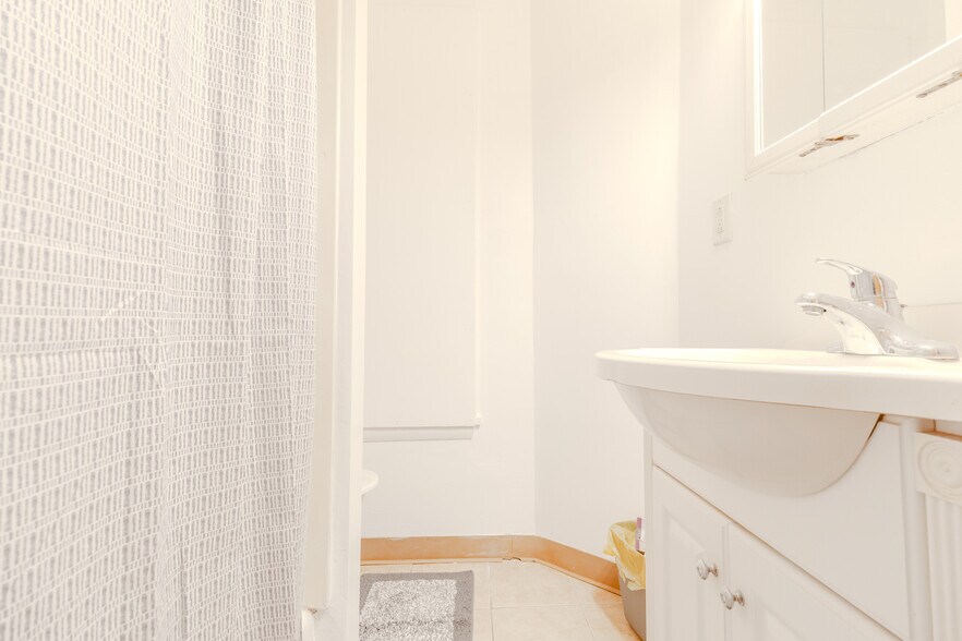 More Photos Of 112 Westinghouse Ave, Wilmerding Storefront Retail Residential For Sale