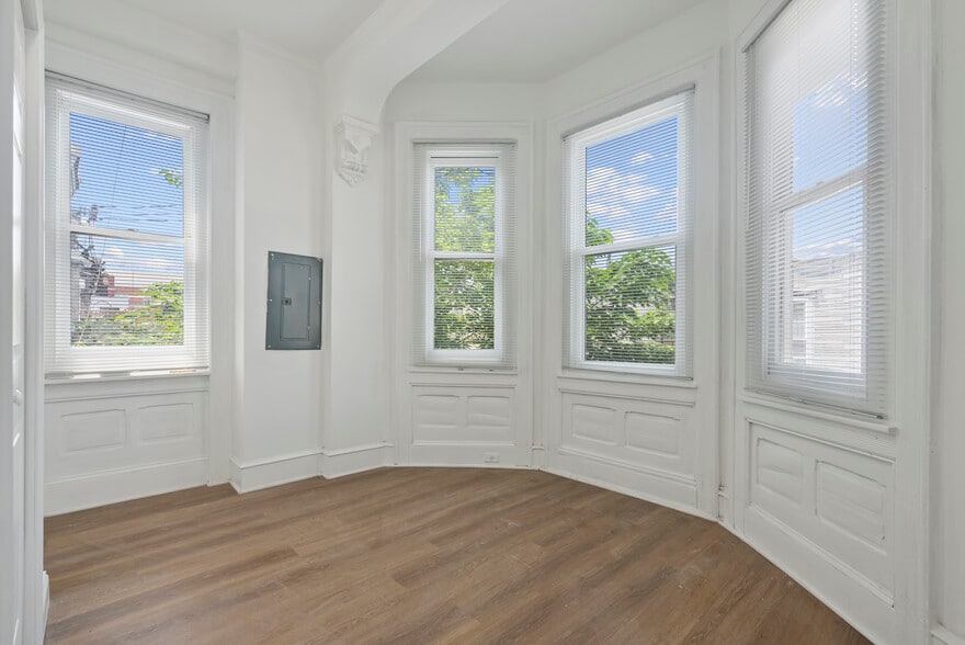 More Photos Of 1618 S Broad St, Philadelphia Apartments For Sale