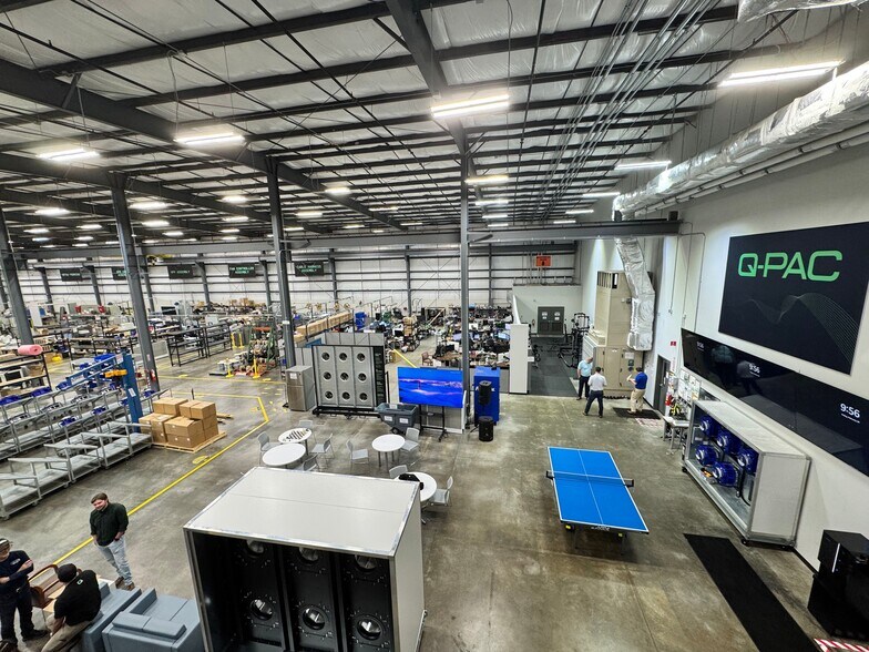 More Photos Of 4010 Deerpark Blvd, Elkton Manufacturing For Sale