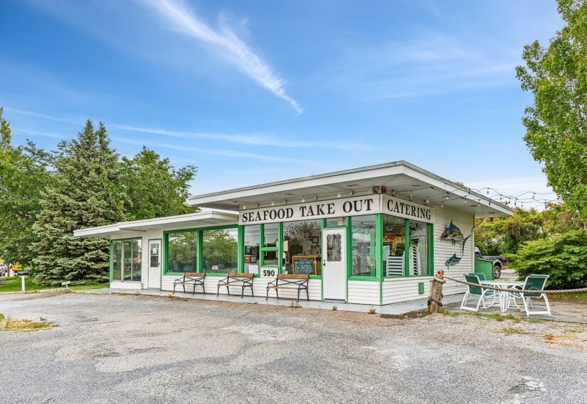 More Photos Of 590 County Road 39, Southampton Flex For Sale