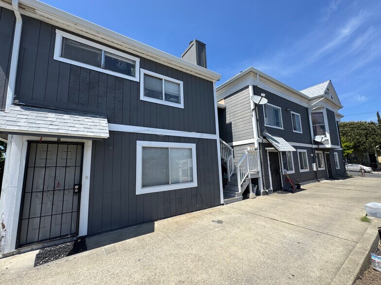 More Photos Of 2151 E 24th St, Oakland Apartments For Sale