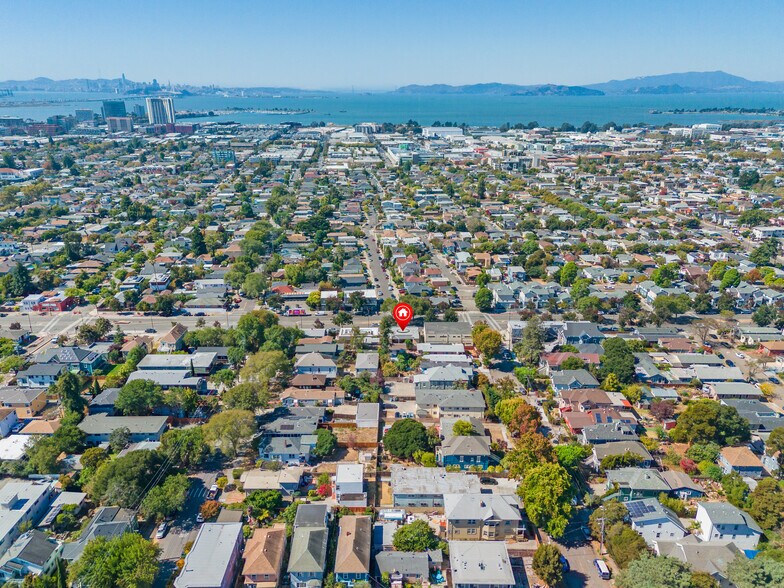 More Photos Of 3109 Sacramento St, Berkeley Storefront Retail Residential For Sale