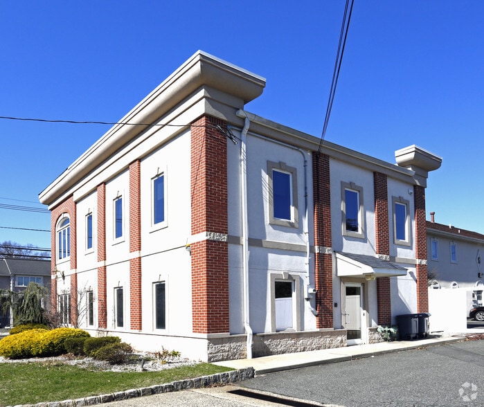 More Photos Of 124 Westfield Ave, Clark Office For Lease