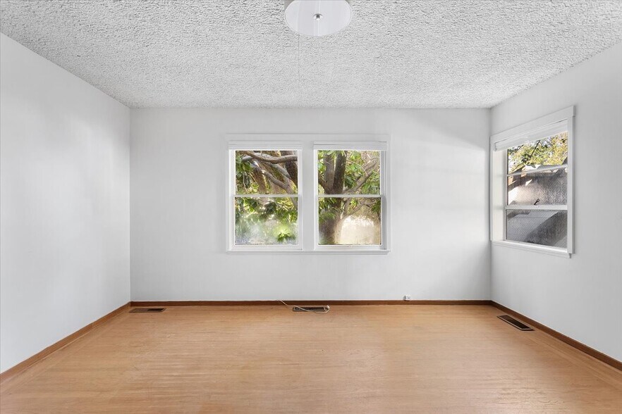 More Photos Of 2702 Dana St, Berkeley Medical For Sale