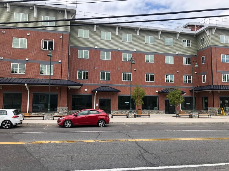 More Photos Of 87 N Chestnut St, New Paltz Apartments For Lease