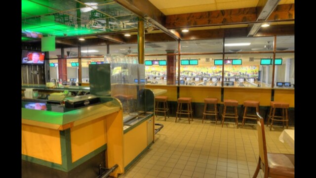 More Photos Of 3490 12 Mile Rd, Berkley General Retail For Sale
