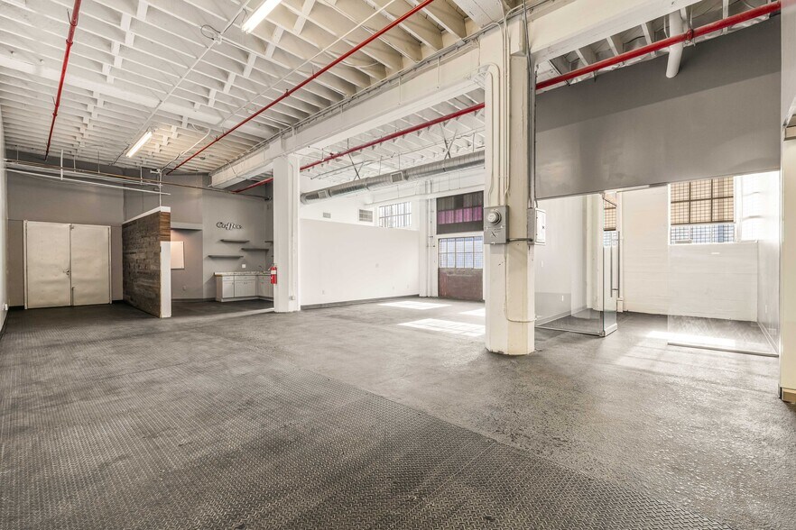 More Photos Of 932 Wilson St, Los Angeles Loft Creative Space For Lease