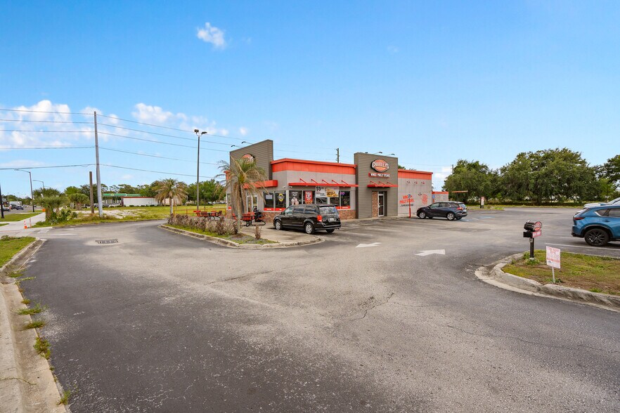 More Photos Of 3250 W Vine St, Kissimmee General Retail For Sale