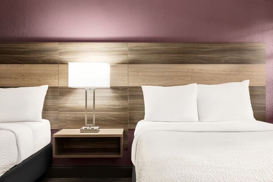 More Photos Of 6511 W Military Dr, San Antonio Hotel For Sale