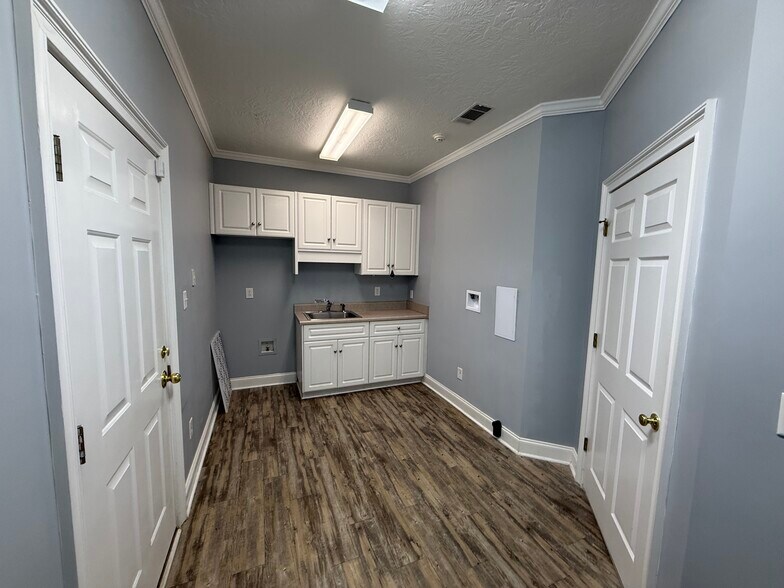 More Photos Of 3506 Professional Cir, Martinez Office For Lease