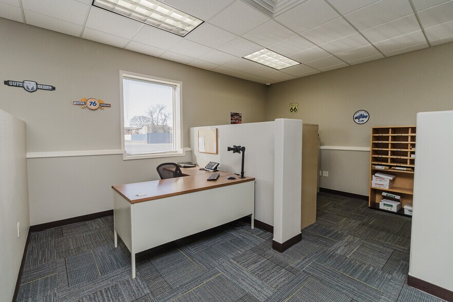 More Photos Of 3101 S Broadway St, Wichita Freestanding For Sale