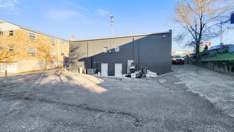 More Photos Of 8227 Daly Rd, Cincinnati Freestanding For Sale