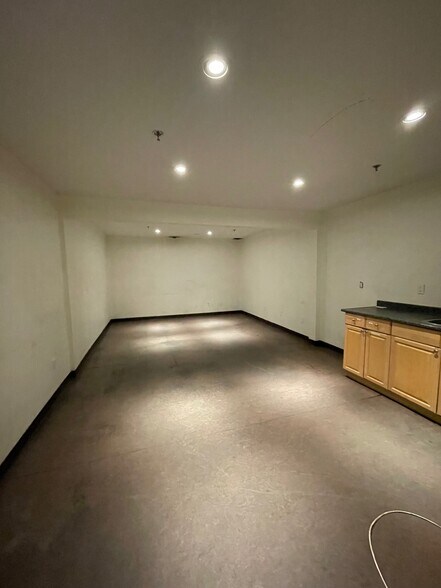 More Photos Of 14507-14535 112th Ave NW, Edmonton Warehouse For Sale