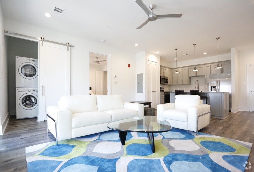 More Photos Of 141 Napoleon St, Baton Rouge Multifamily For Sale