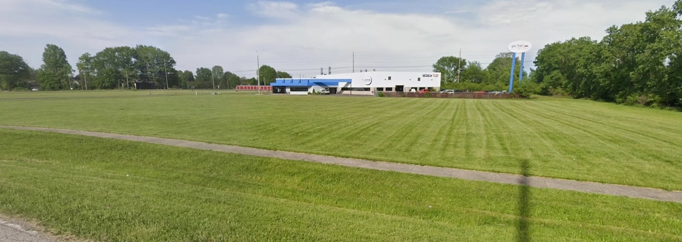 More Photos Of 1301 E 60th St, Anderson Land For Sale