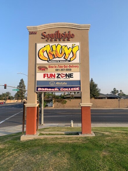 More Photos Of 2500 New Stine Rd, Bakersfield Unknown For Lease