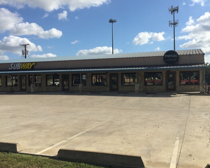 More Photos Of 5166 E FM 1187, Burleson Storefront Retail Office For Lease