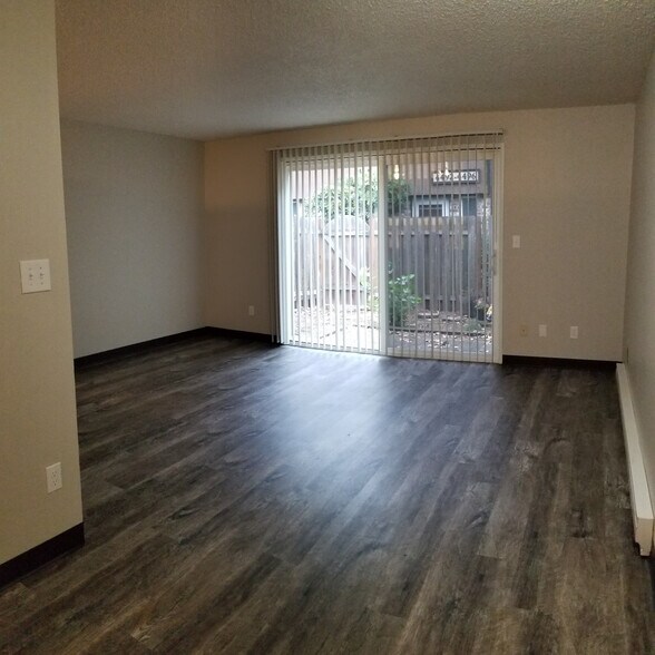 More Photos Of 4484 SE Boardman Ave, Milwaukie Multifamily For Sale