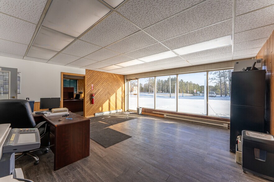 More Photos Of 4097 53 Hwy, Eveleth Manufacturing For Sale