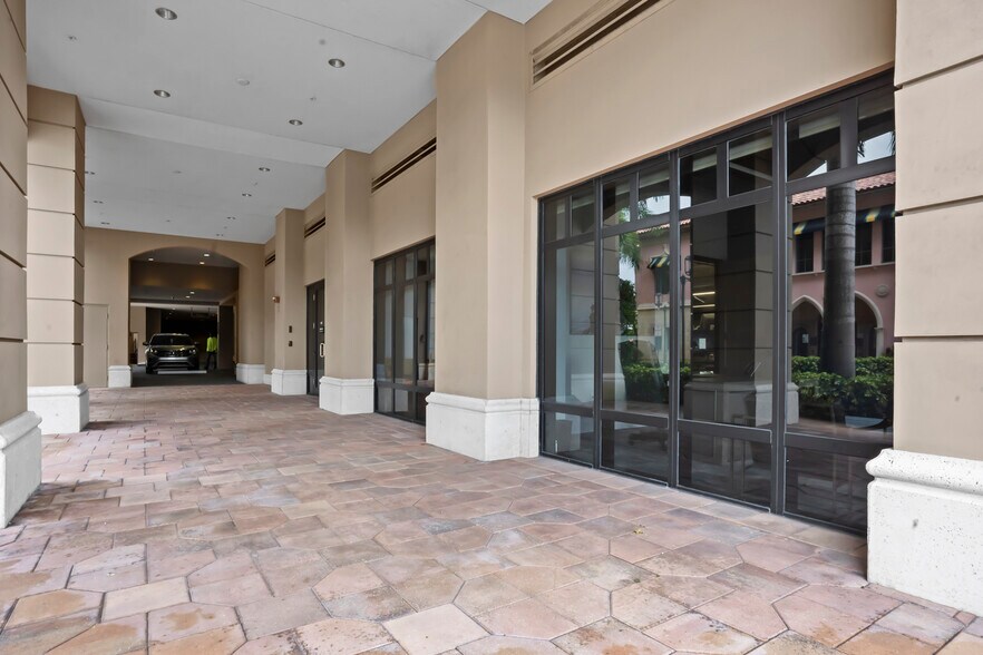 More Photos Of 200 E Palmetto Park Rd, Boca Raton Apartments For Lease