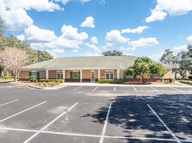 Primary Photo Of 3400 Southern Trce, The Villages Office For Sale