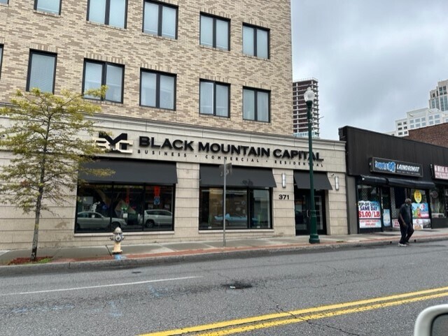 More Photos Of 371 North Ave, New Rochelle Office For Lease