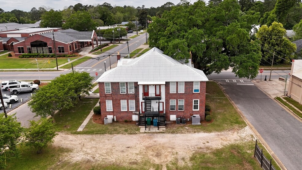 More Photos Of 150 Church St SW, Pelham Office Residential For Sale