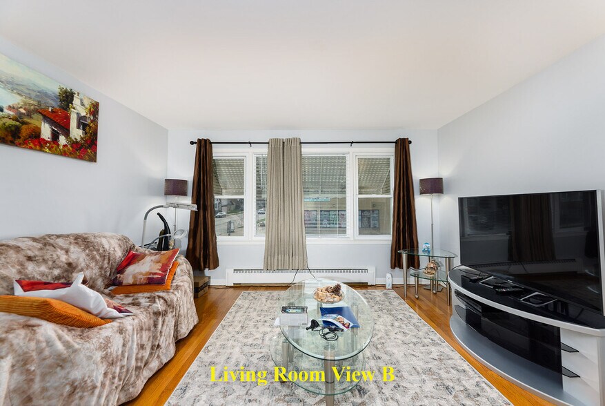 More Photos Of 4401 N Newcastle Ave, Harwood Heights Apartments For Sale