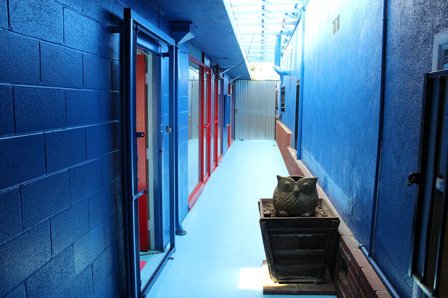 More Photos Of 1696 Centinela Ave, Inglewood Storefront Retail Residential For Sale