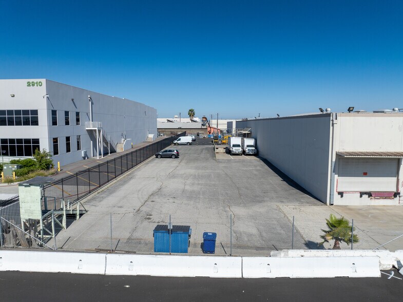 More Photos Of 2121 E 37th St, Vernon Warehouse For Sale