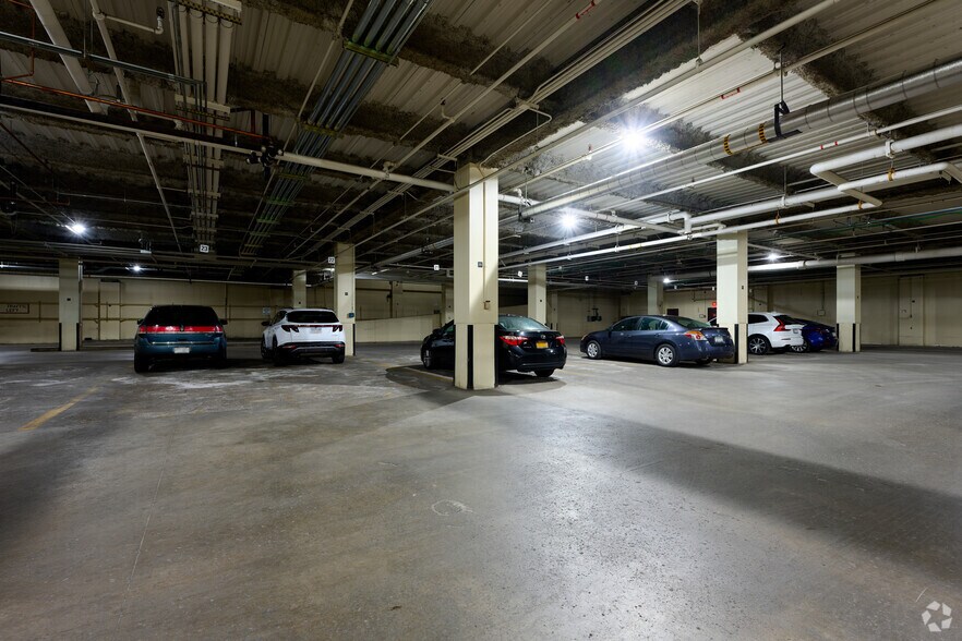 More Photos Of 150 Verona St, Rochester Office For Sale