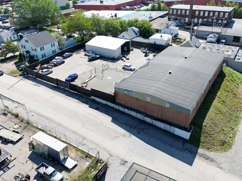 More Photos Of 251 Clay St, Manchester Warehouse For Lease