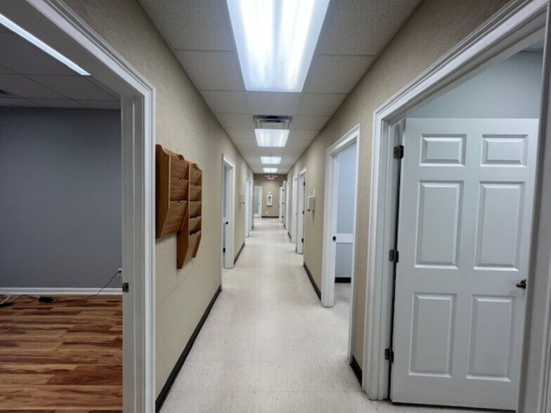 More Photos Of 1737-1741 Watson Blvd, Warner Robins Storefront Retail Office For Lease