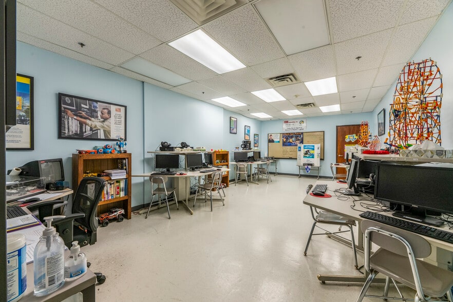 More Photos Of 2200 Cottontail Ln, Somerset Schools For Sale