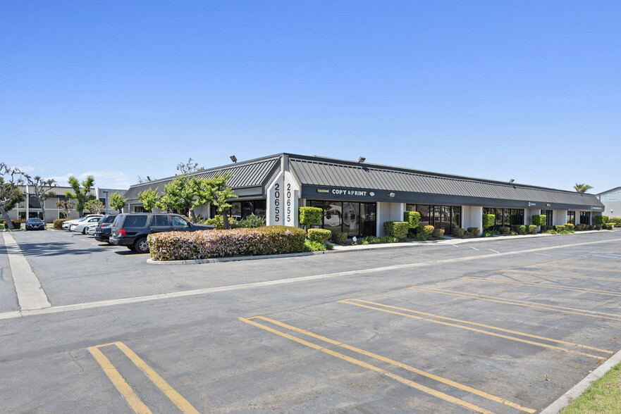 More Photos Of 20695 S Western Ave, Torrance Unknown For Lease