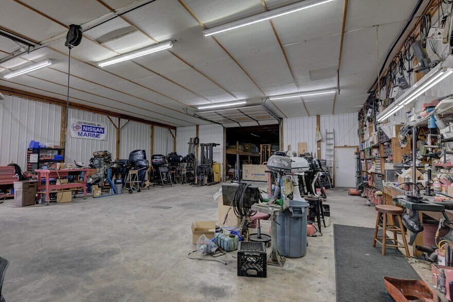 More Photos Of 4961 Highway 43, Seneca Marina For Sale