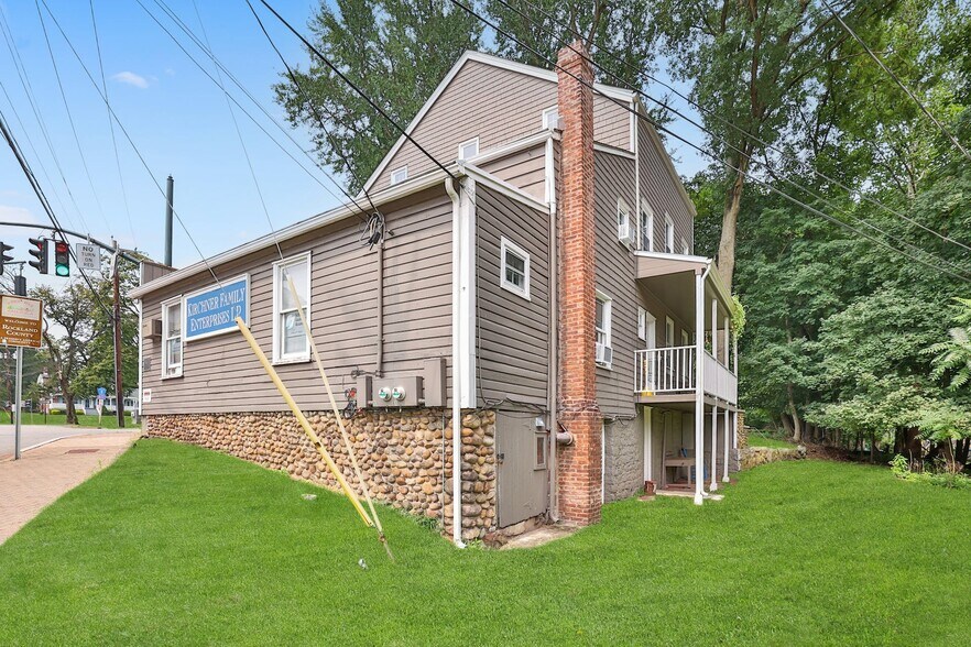 More Photos Of 1 Kings Hwy, Tappan Office For Lease
