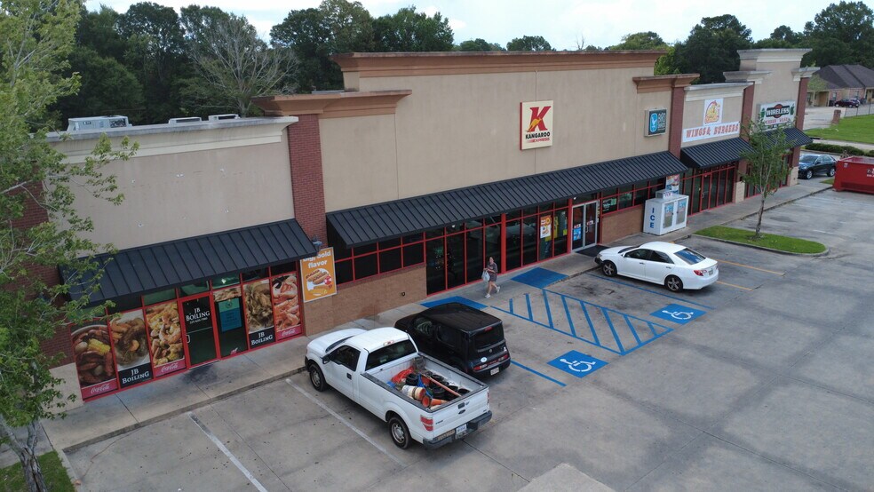 More Photos Of 3636 N Sherwood Forest Dr, Baton Rouge General Retail For Lease