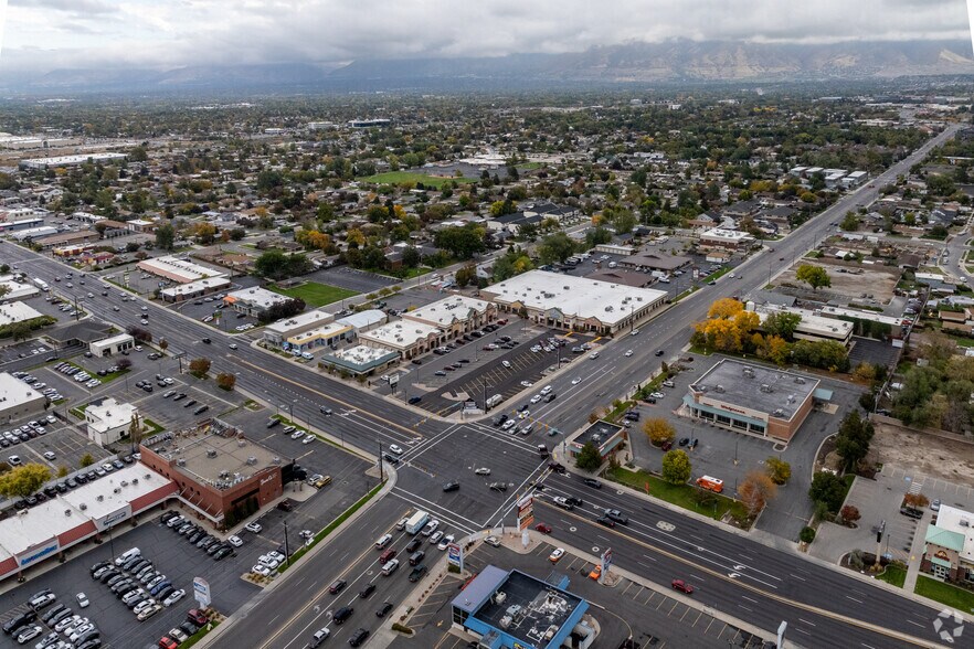 More Photos Of 25-47 E Fort Union Blvd, Midvale Storefront Retail Office For Lease