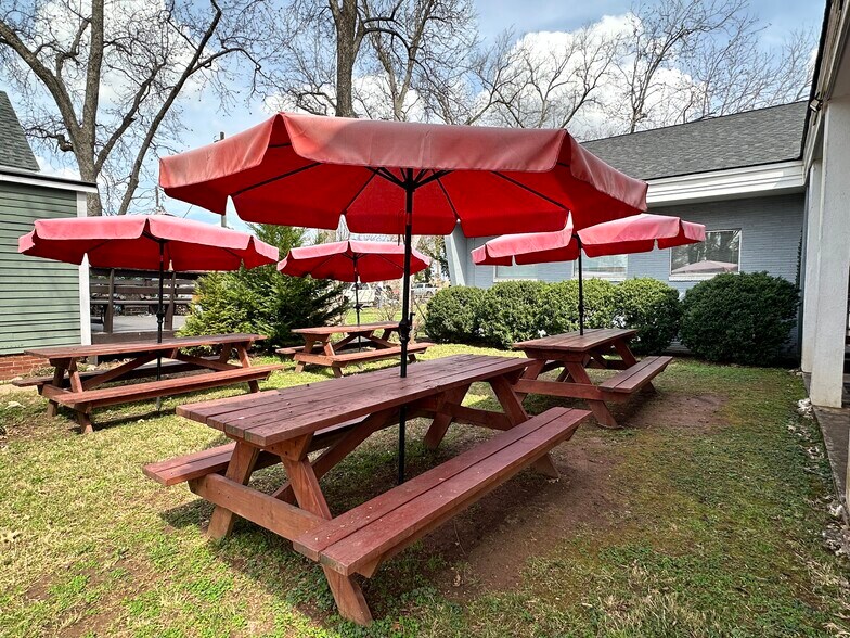 More Photos Of 118 S Main St, Greensboro Restaurant For Sale