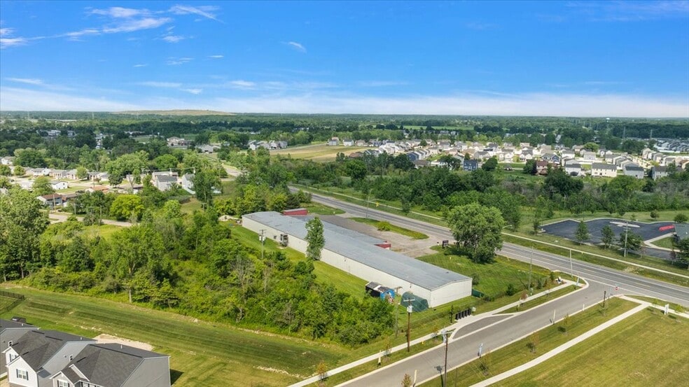 More Photos Of 58233 Gratiot Ave, New Haven Manufacturing For Sale
