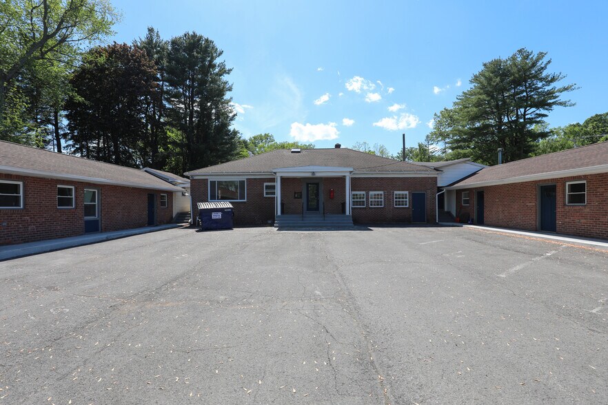 Primary Photo Of 14311 Route 9W, Ravena Apartments For Sale