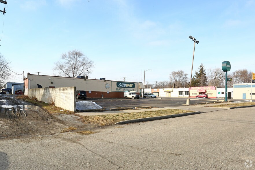 More Photos Of 19615 Plymouth Rd, Detroit Fast Food For Sale
