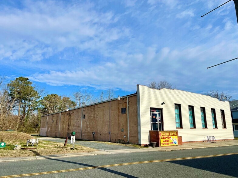 More Photos Of 3649 Willow St, Chincoteague General Retail For Sale