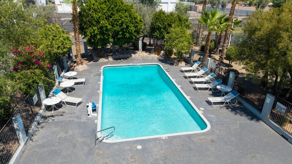 More Photos Of 1711 W Bell Rd, Phoenix Apartments For Sale