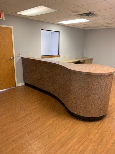 More Photos Of 660 Cooper Rd, Westerville Medical For Sale